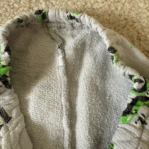 Pajamas, 1-1 1/2T - Picture 4 of 4